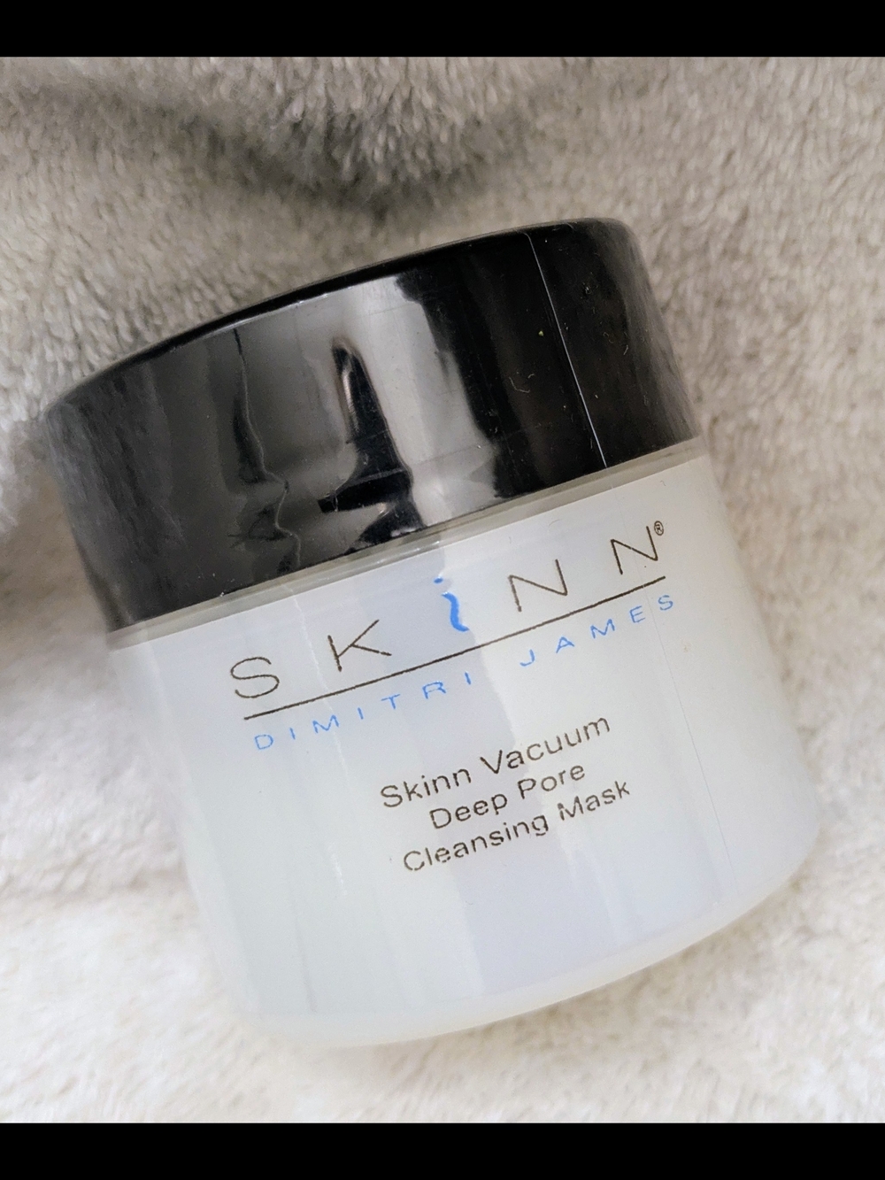 SKINN Vacuum Deep Pore Cleansing Mask - White/Black